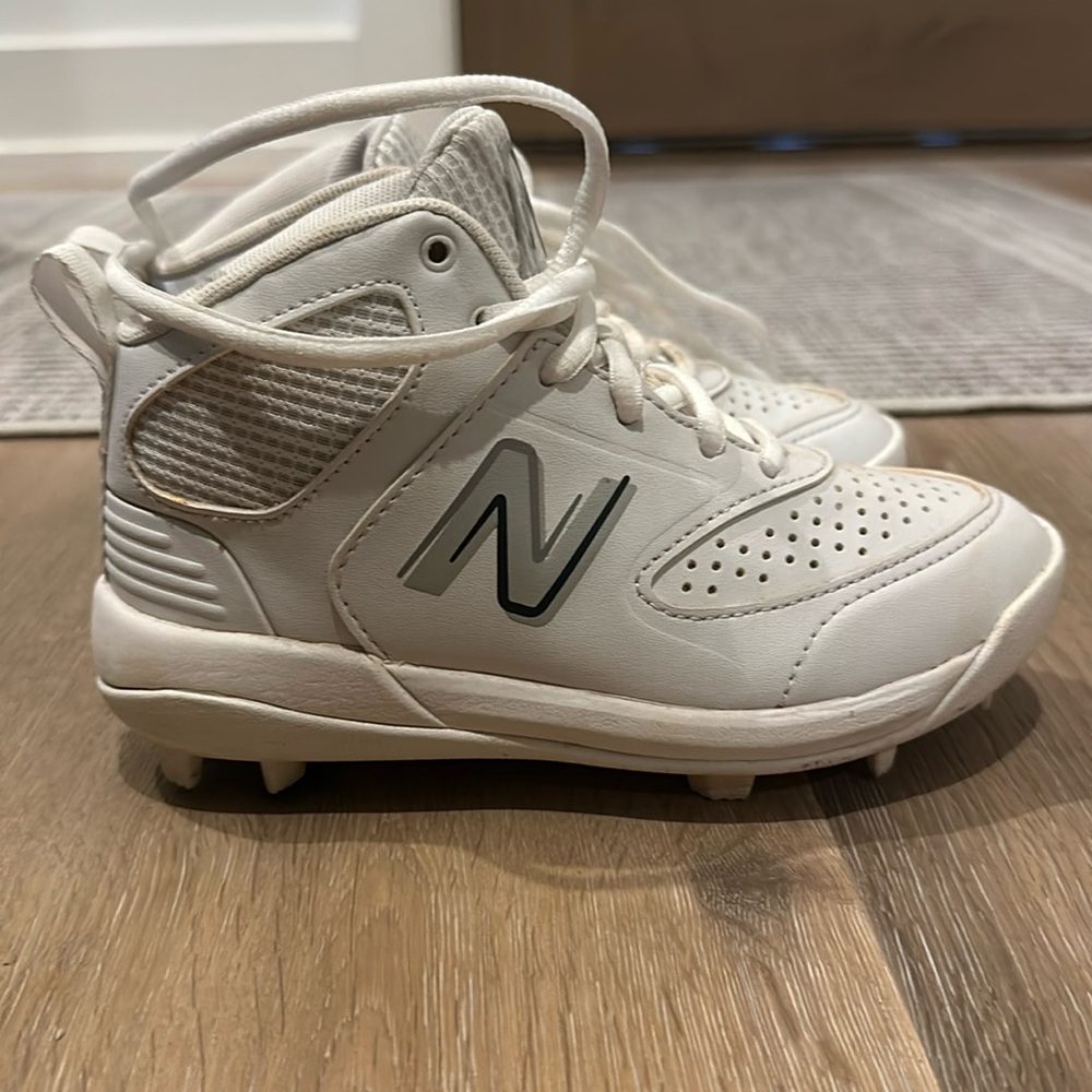 New Balance Baseball Cleats, Boys 12